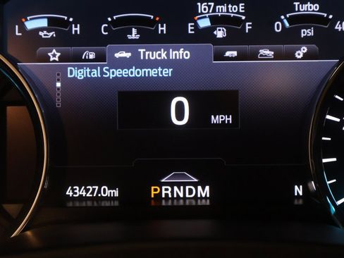 Certified 2022 Ford F250 Platinum w/ FX4 Off-Road Package image 25