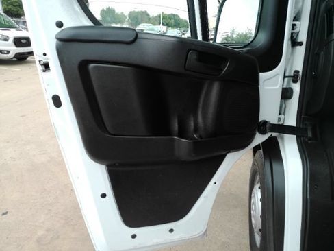 Used 2023 RAM ProMaster 2500 FWD image 18