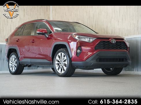 Used 2019 Toyota RAV4 XLE Premium FWD image 1