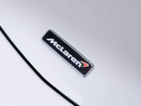 Used 2018 McLaren 570S Spider RWD image 8