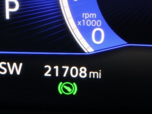 Used 2023 Volkswagen Tiguan SE R-Line image 13