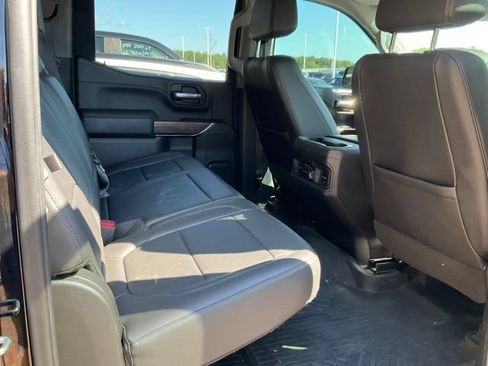 Used 2020 Chevrolet Silverado 1500 LT Trail Boss AWD/4WD image 11
