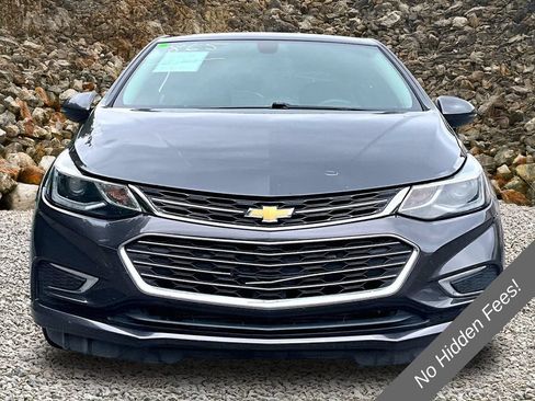 Used 2017 Chevrolet Cruze Premier FWD image 3