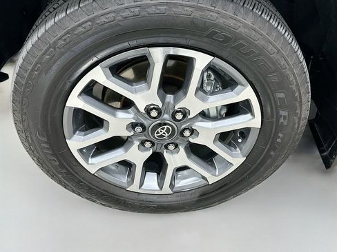 Used 2025 Toyota Tundra 1794 Edition AWD/4WD image 33