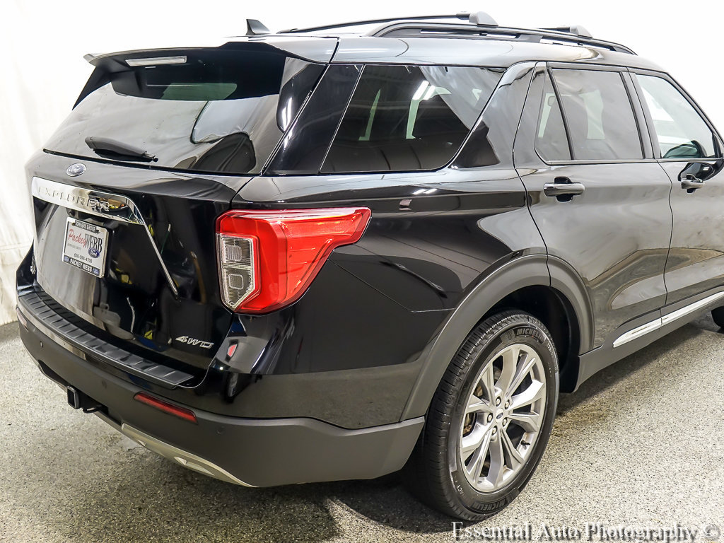 Used 2024 Ford Explorer XLT w/ Equipment Group 202A AWD/4WD image 7