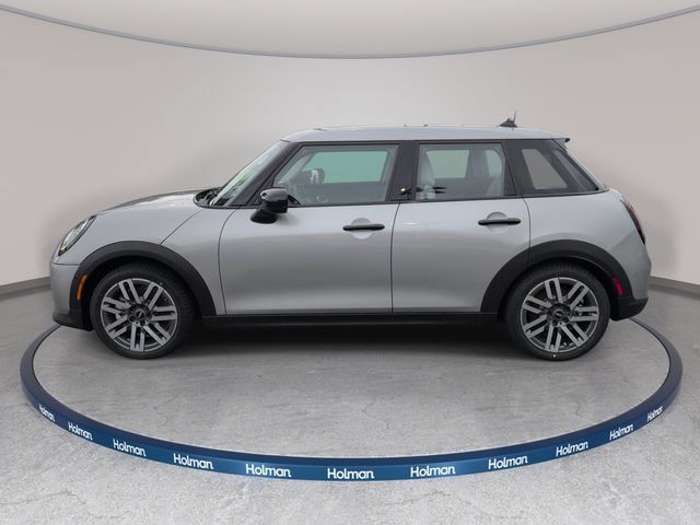 New 2026 MINI Cooper 4-Door Hardtop FWD image 8