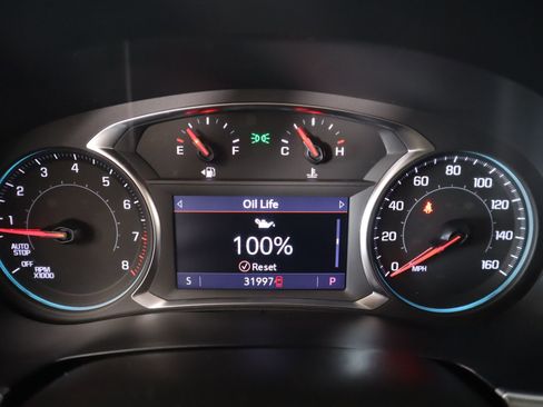 Used 2023 Chevrolet Traverse LT image 4