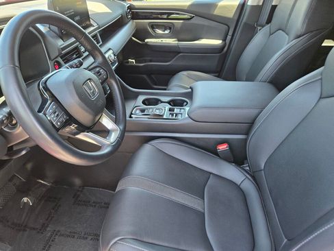 Certified 2024 Honda Pilot Touring image 20