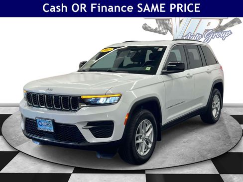 Certified 2025 Jeep Grand Cherokee Laredo X w/ Luxury Tech Group I AWD/4WD image 6