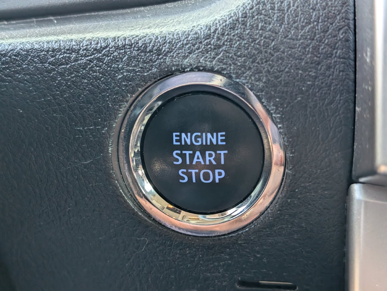 Used 2021 Toyota 4Runner SR5 Premium AWD/4WD image 17