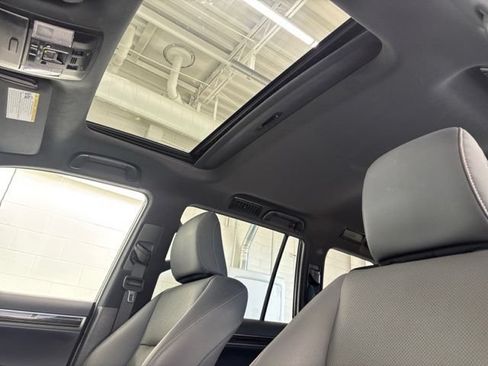 Used 2023 Lexus GX 460 Premium w/ Premium Package AWD/4WD image 23