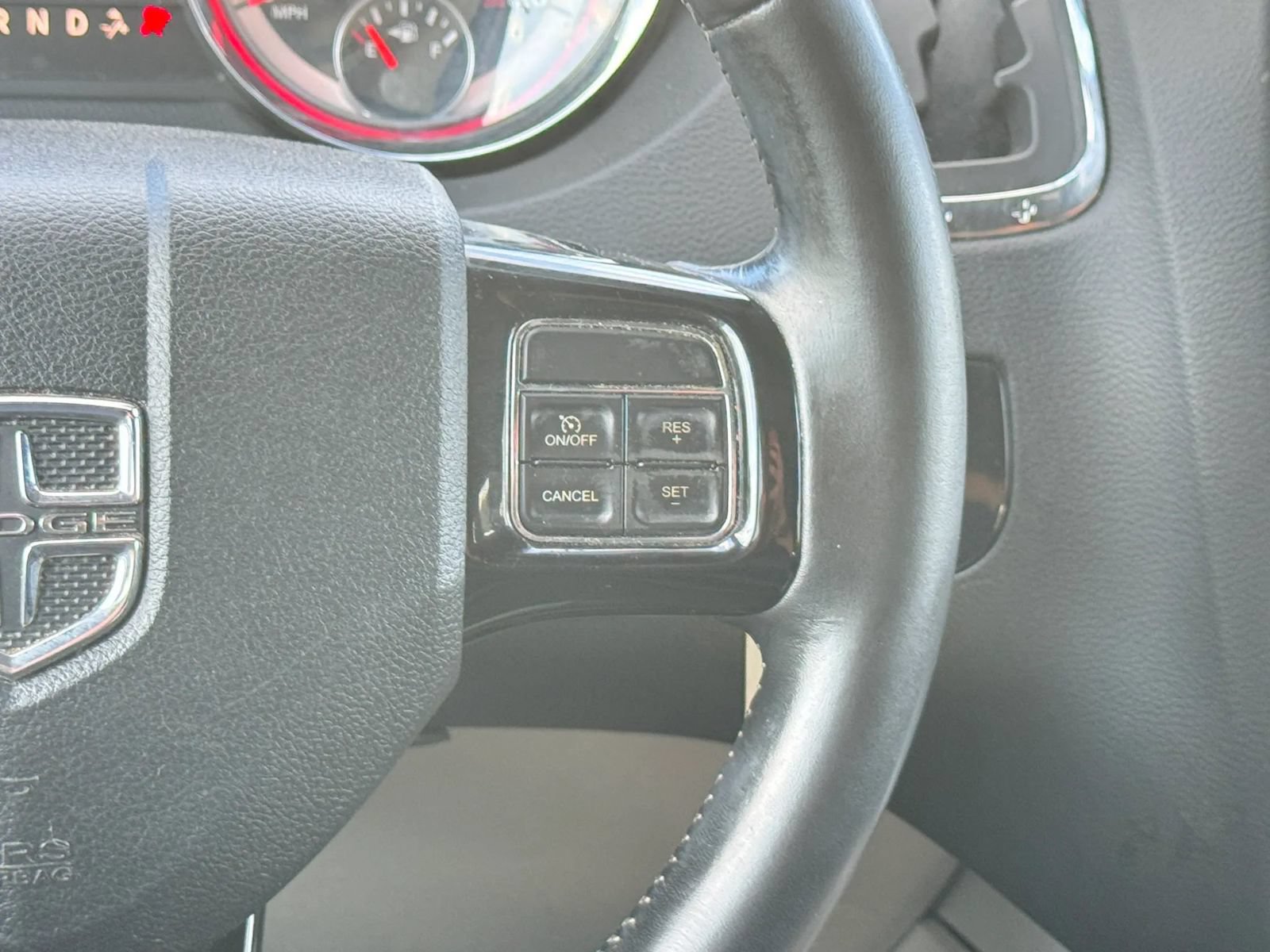 Used 2019 Dodge Grand Caravan SXT FWD image 32