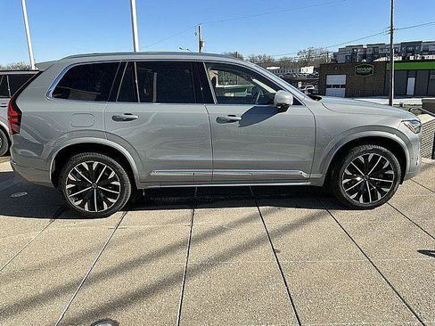 New 2026 Volvo XC90 B6 Ultra w/ Protection Package AWD/4WD image 7