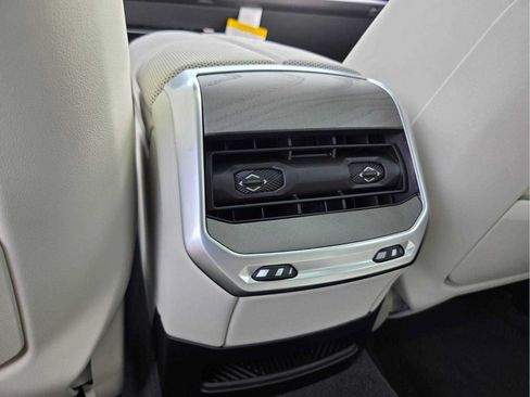 New 2026 BMW 740i xDrive w/ Executive Package AWD/4WD image 15