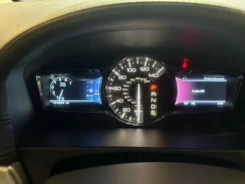 Used 2014 Lincoln MKX Sport Utility 4D w/ Equipment Group 102A image 36