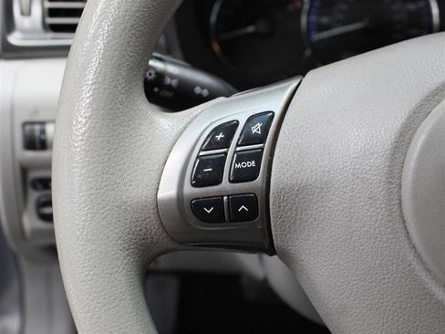 Used 2011 Subaru Forester 2.5X Premium image 11