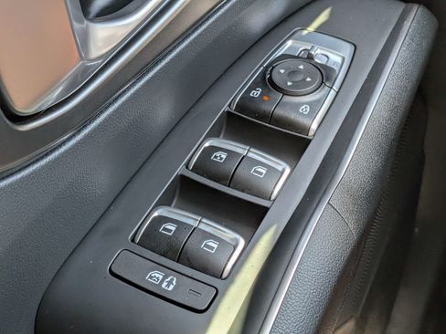 Certified 2025 Kia Sorento EX AWD/4WD image 32