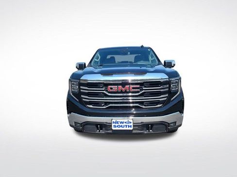 Used 2025 GMC Sierra 1500 SLT image 8