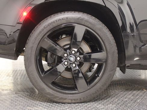 Certified 2024 Land Rover Defender 130 V8 image 19