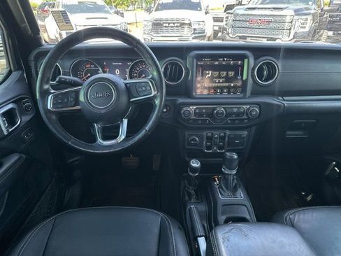 Used 2019 Jeep Wrangler Unlimited Sahara AWD/4WD image 26