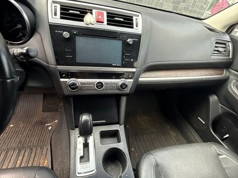 Used 2016 Subaru Outback 2.5i Limited w/ Popular Package #4 AWD/4WD image 10