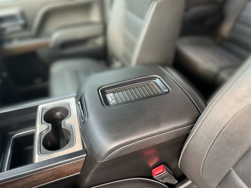 Used 2019 GMC Sierra 3500 Denali image 22