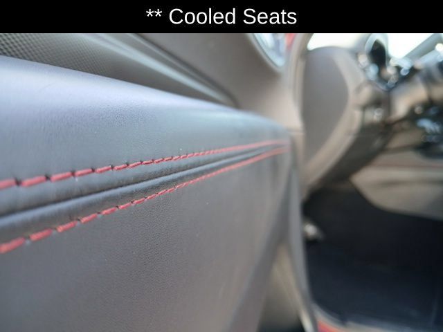 Used 2023 Dodge Durango GT AWD/4WD image 7