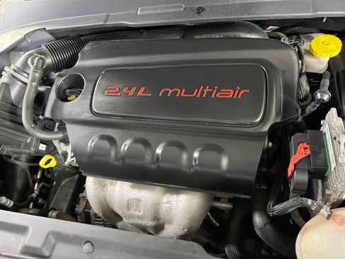 Used 2022 Jeep Compass Limited w/ Sun and Sound Group AWD/4WD image 30