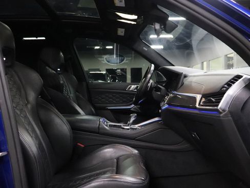 Used 2020 BMW X5 M Competition w/ Executive Package image 24