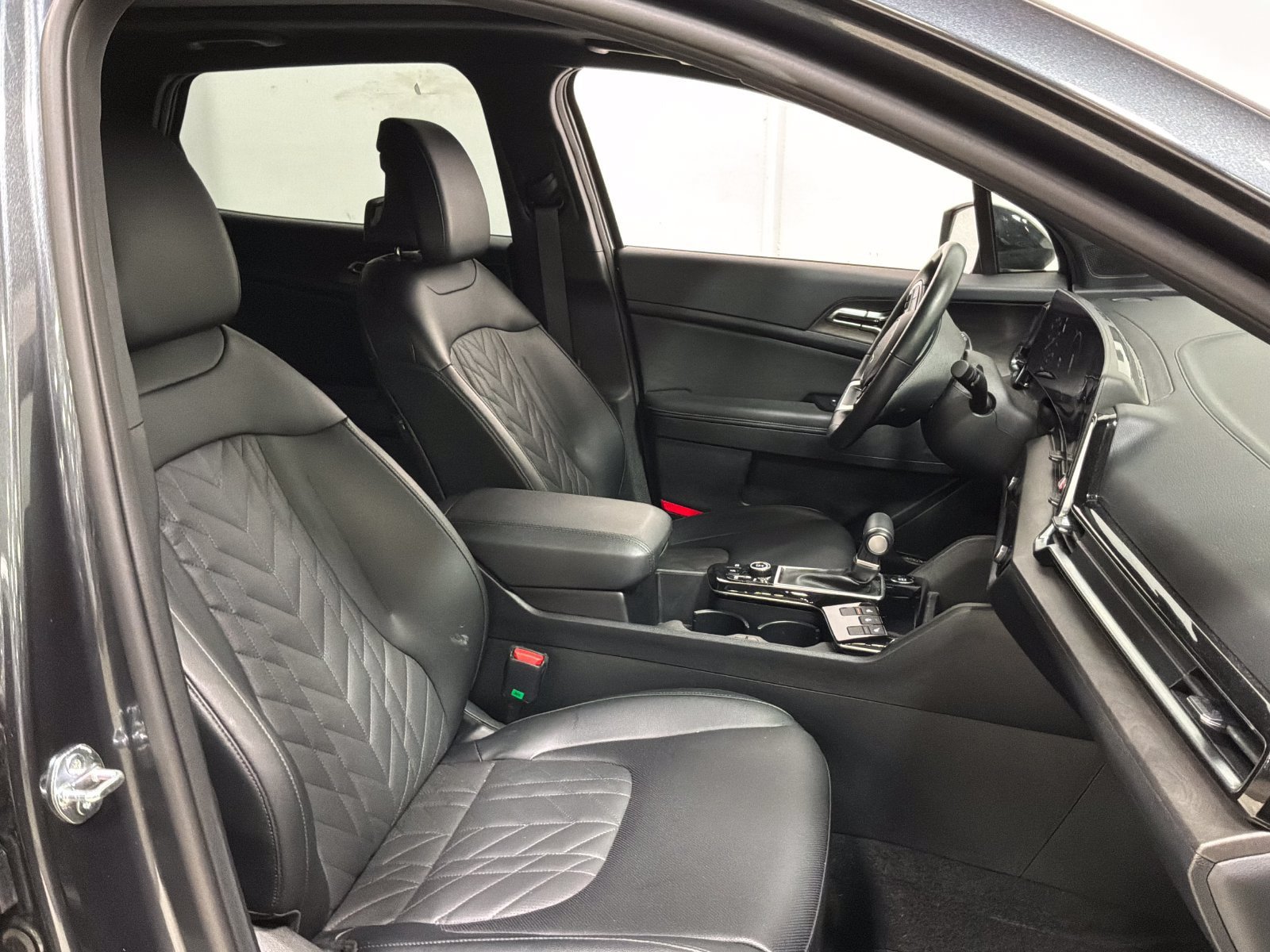 Used 2024 Kia Sportage X-Pro AWD/4WD image 9