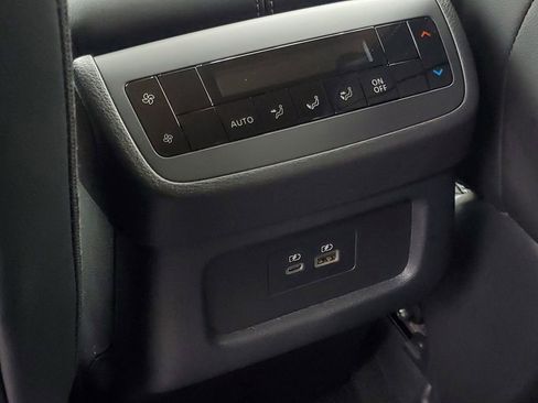 New 2025 Nissan Pathfinder SL image 30