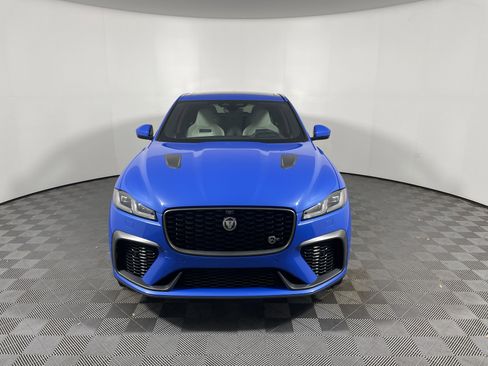 Used 2025 Jaguar F-PACE SVR 575 Edition AWD/4WD image 8
