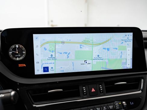Certified 2025 Lexus ES 350 Ultra Luxury FWD image 32
