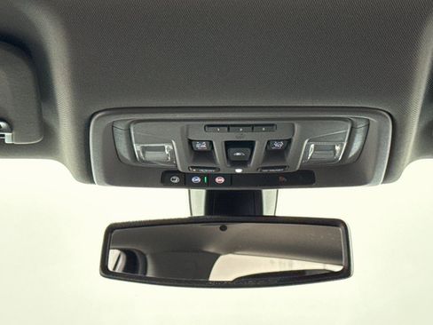 Used 2021 Chevrolet Silverado 1500 LTZ image 32