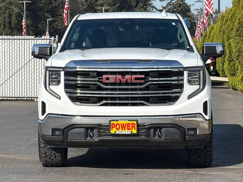 Used 2024 GMC Sierra 1500 SLT AWD/4WD image 9