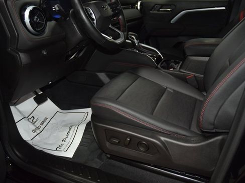 Certified 2024 Chevrolet Colorado Z71 w/ Z71 Convenience Package 2 image 40