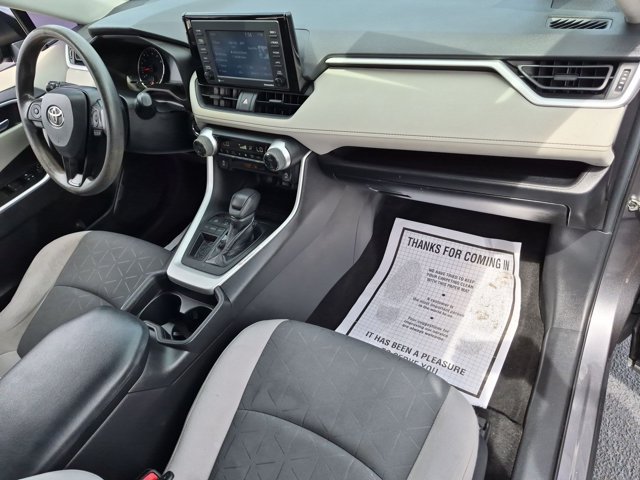 Used 2021 Toyota RAV4 XLE w/ Convenience Package FWD image 19