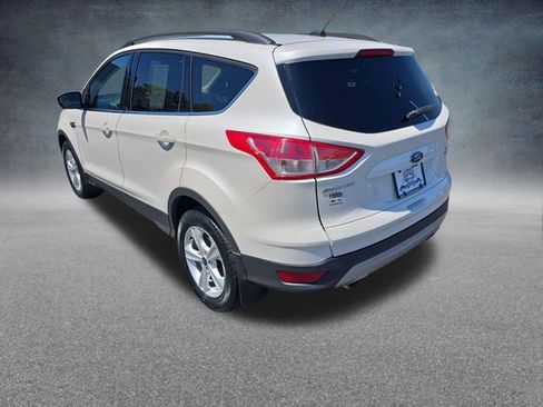 Used 2016 Ford Escape SE w/ Equipment Group 201A AWD/4WD image 5