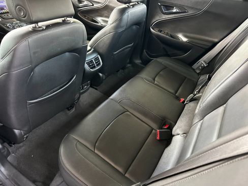 Used 2024 Chevrolet Malibu LT FWD image 11