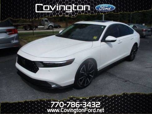 Used 2023 Honda Accord Touring image 1
