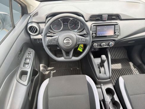 Used 2025 Nissan Versa S w/ S Plus Package FWD image 25