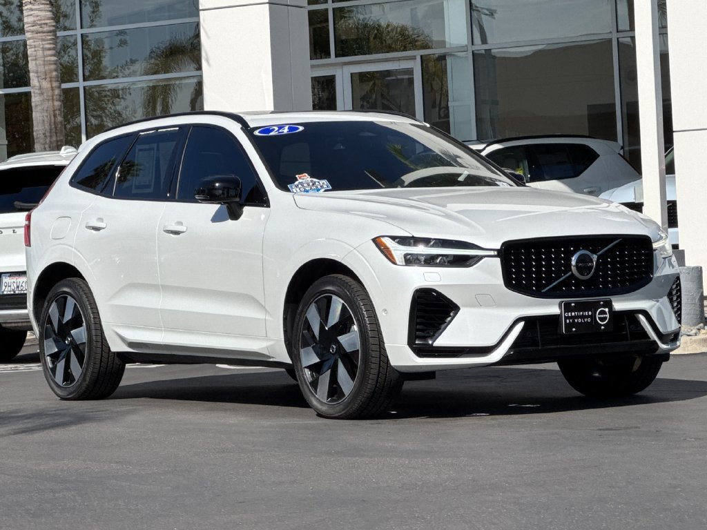 Certified 2024 Volvo XC60 T8 Plus w/ Protection Package Premier AWD/4WD image 7