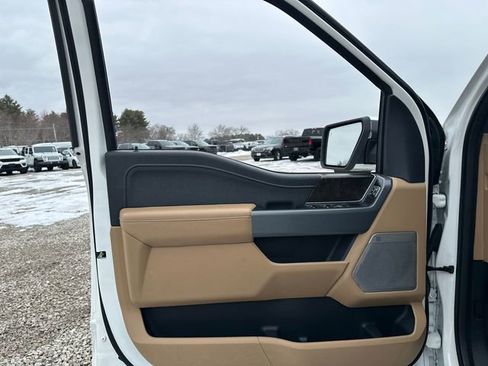 Used 2022 Ford F150 Lariat w/ Max Trailer Tow Package image 22