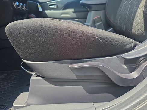 New 2025 Mitsubishi Outlander Sport AWD image 13