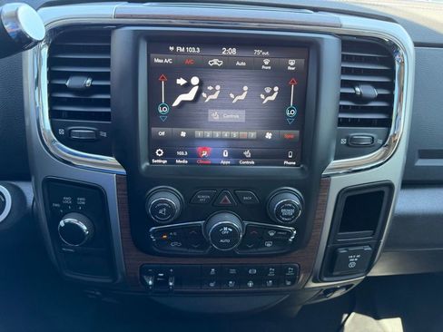 Used 2018 RAM 2500 Laramie AWD/4WD image 13