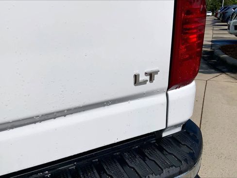 Used 2025 Chevrolet Silverado 2500 LT w/ Convenience Package AWD/4WD image 10