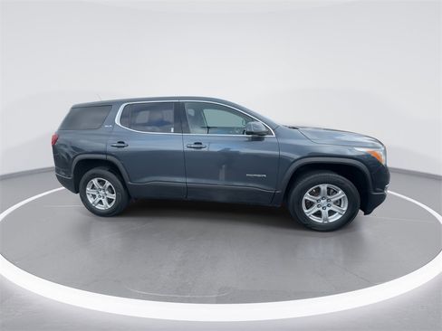 Used 2019 GMC Acadia SLE image 9