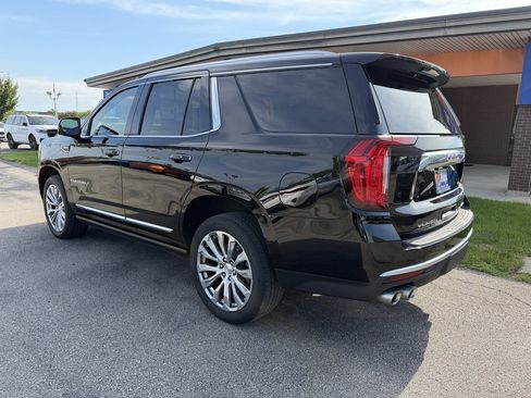 Used 2022 GMC Yukon Denali AWD/4WD image 3