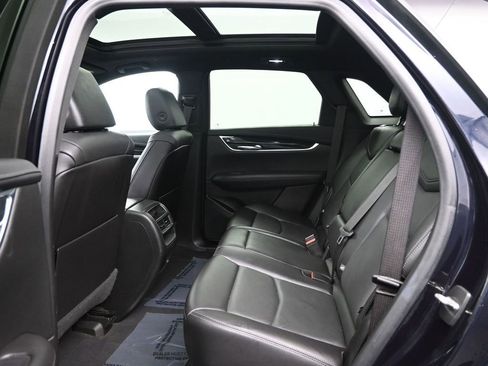 Used 2021 Cadillac XT5 Premium Luxury image 30