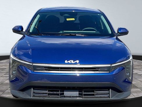 Used 2025 Kia K4 FWD image 2